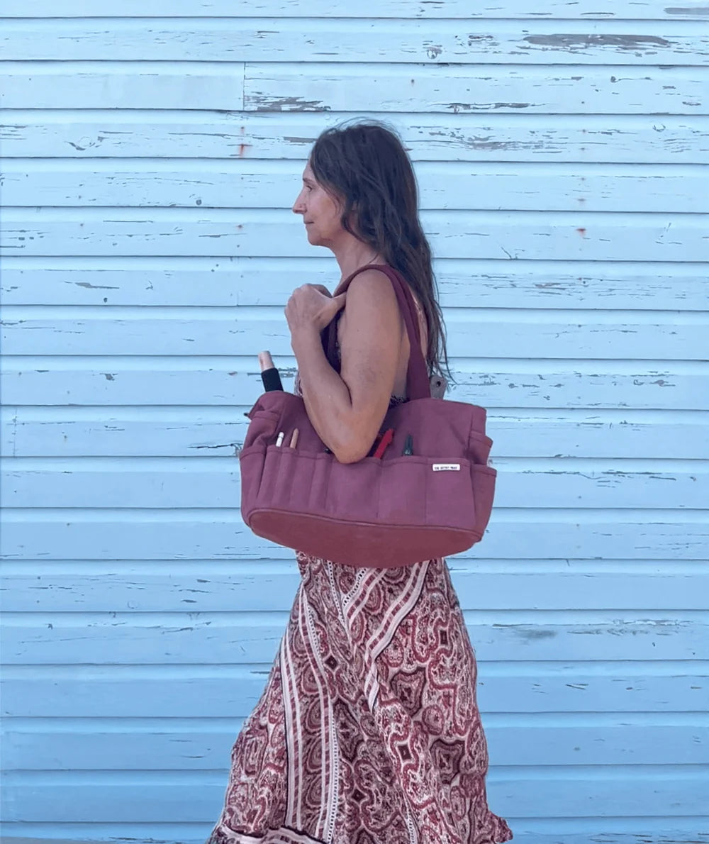 The Artist Bag - Waratah Burgundy