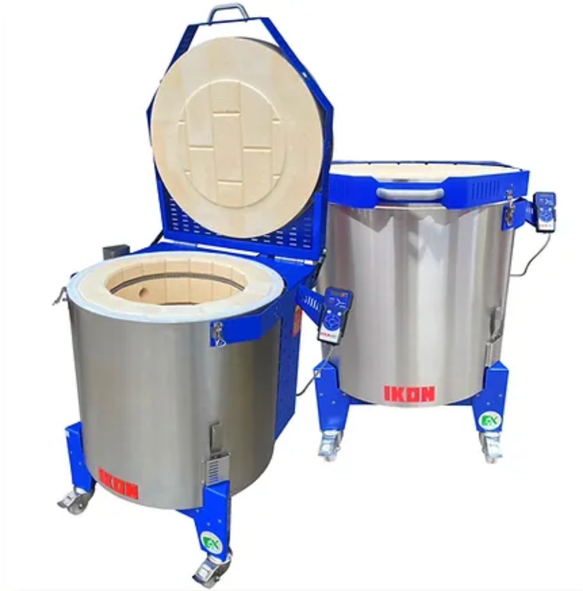 Replacement lid on the Kilncare IKON 61 Litre Top Loading Ceramic Kiln